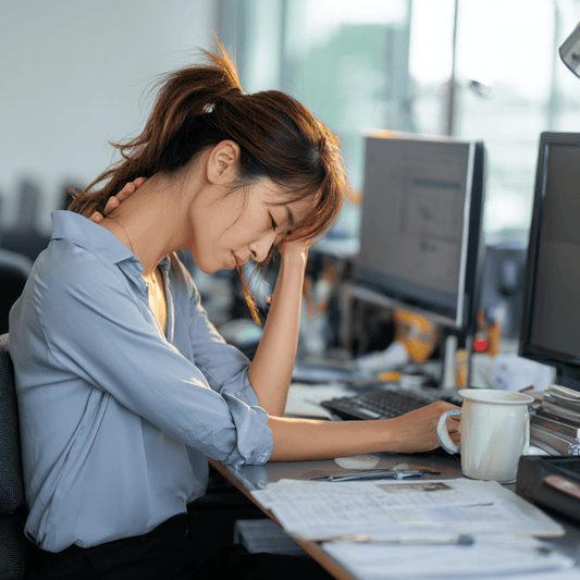 デスクワーク女性の骨盤鈍痛を解決